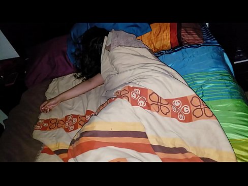 ❤️ Stepson dema ku di xew de ye, xatirê dayika xwe ya ciwan dike. ❤ Kalîteya porno li ku.xxxwow-net.ru ❌️